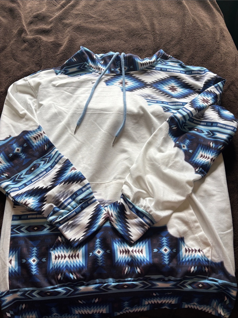 Aztec Pattern Pullover Hoodie in White and Blue